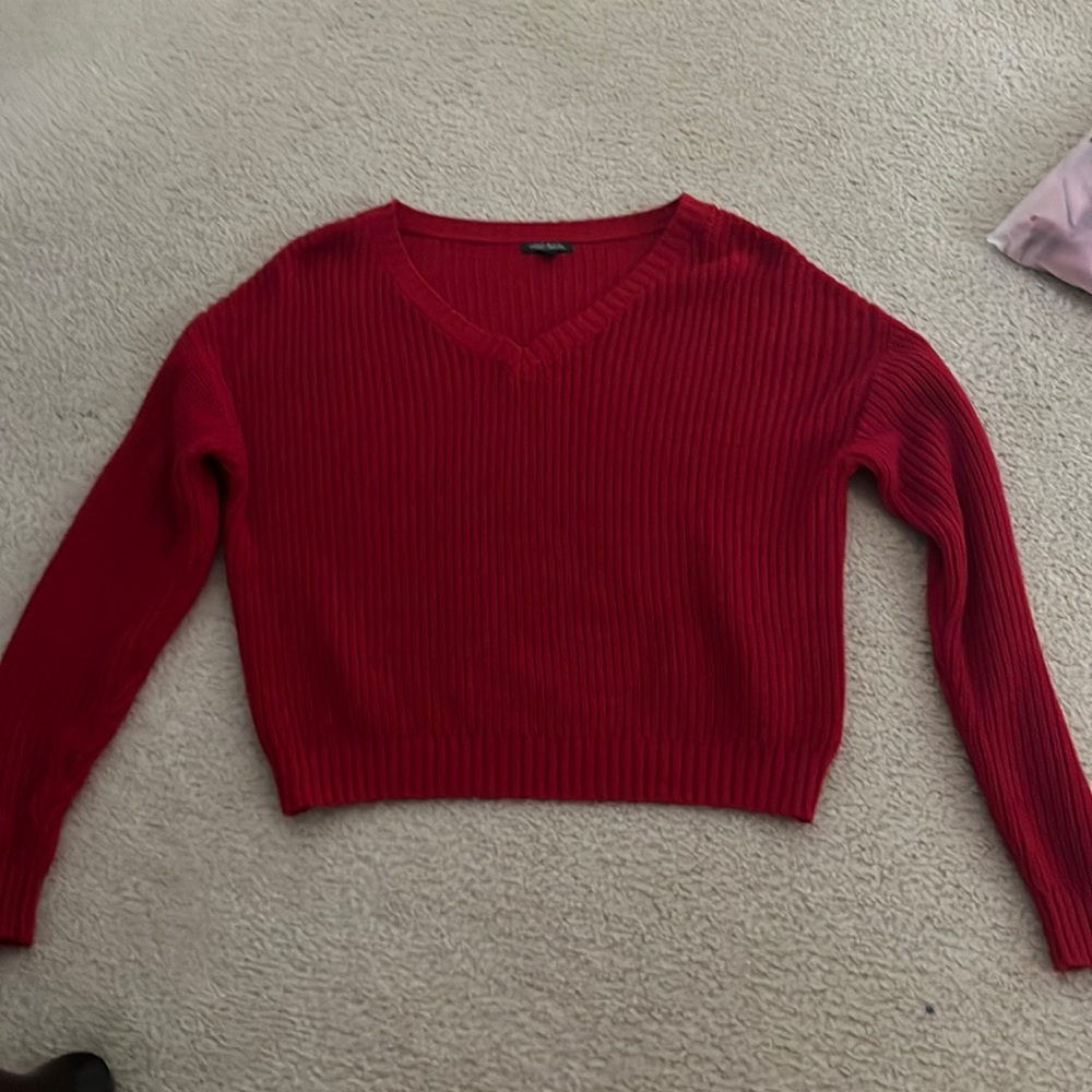 Red V Neck sweater, Rarely Worn, Great Condition